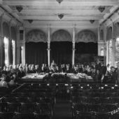 Хто кого зрадив?